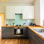 Pass The Keys Charming Duplex Flat By Oval