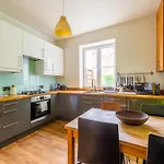 Pass The Keys Charming Duplex Flat By Oval