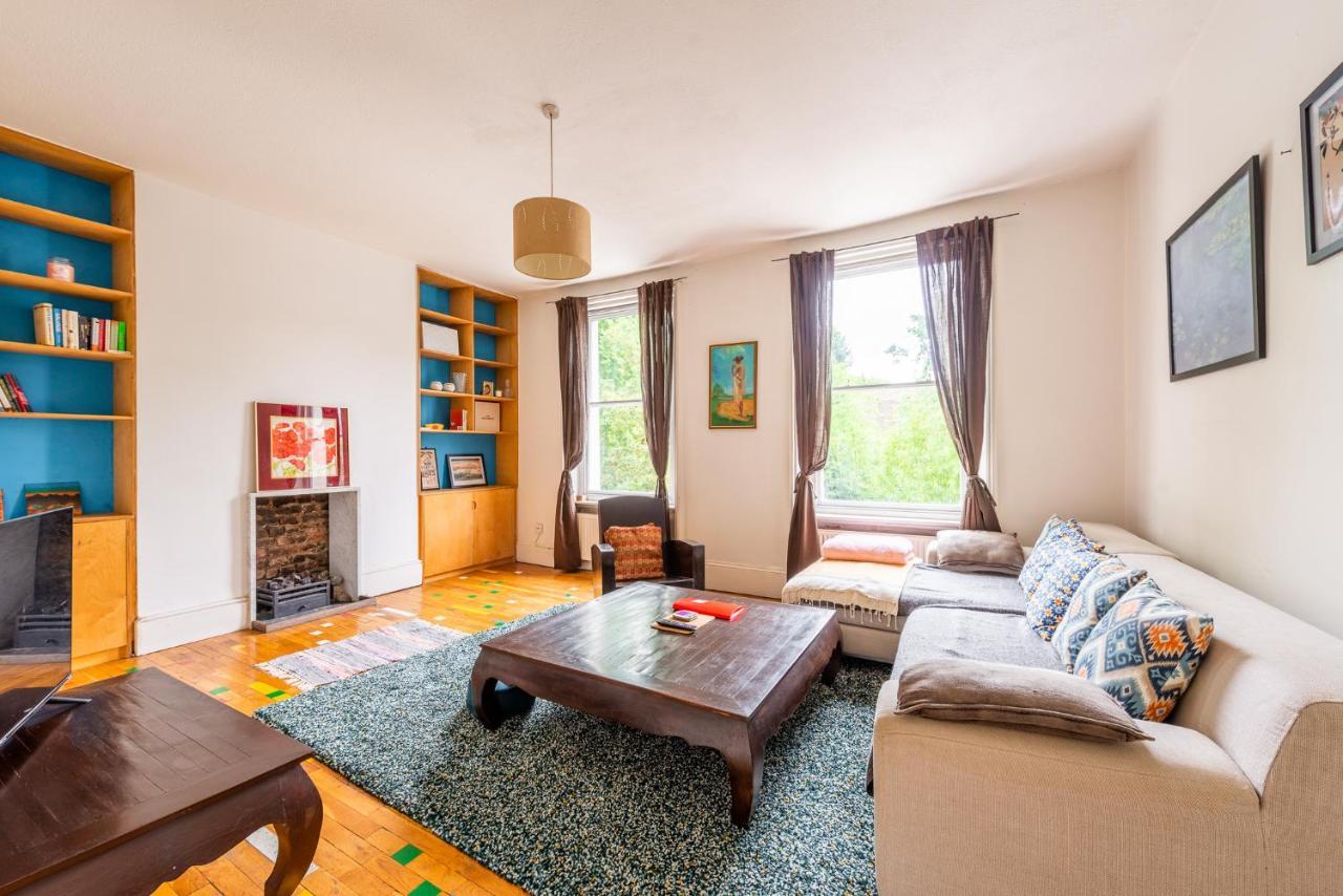 Pass The Keys Charming Duplex Flat By Oval