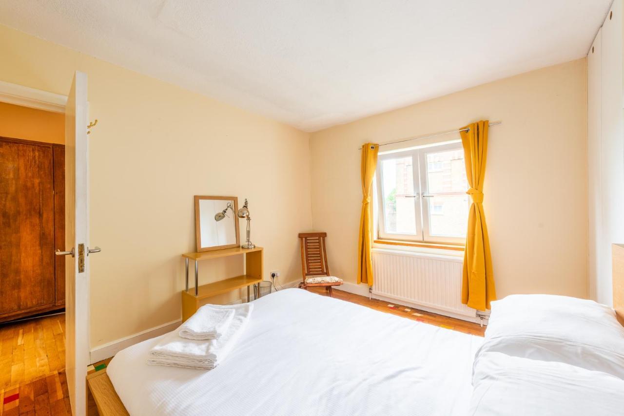 Pass The Keys Charming Duplex Flat By Oval *